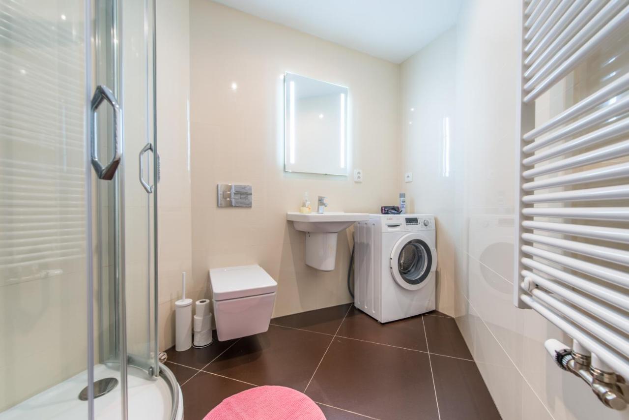 Quiet Apartment In The City Center With Own Terrace Praha Eksteriør bilde