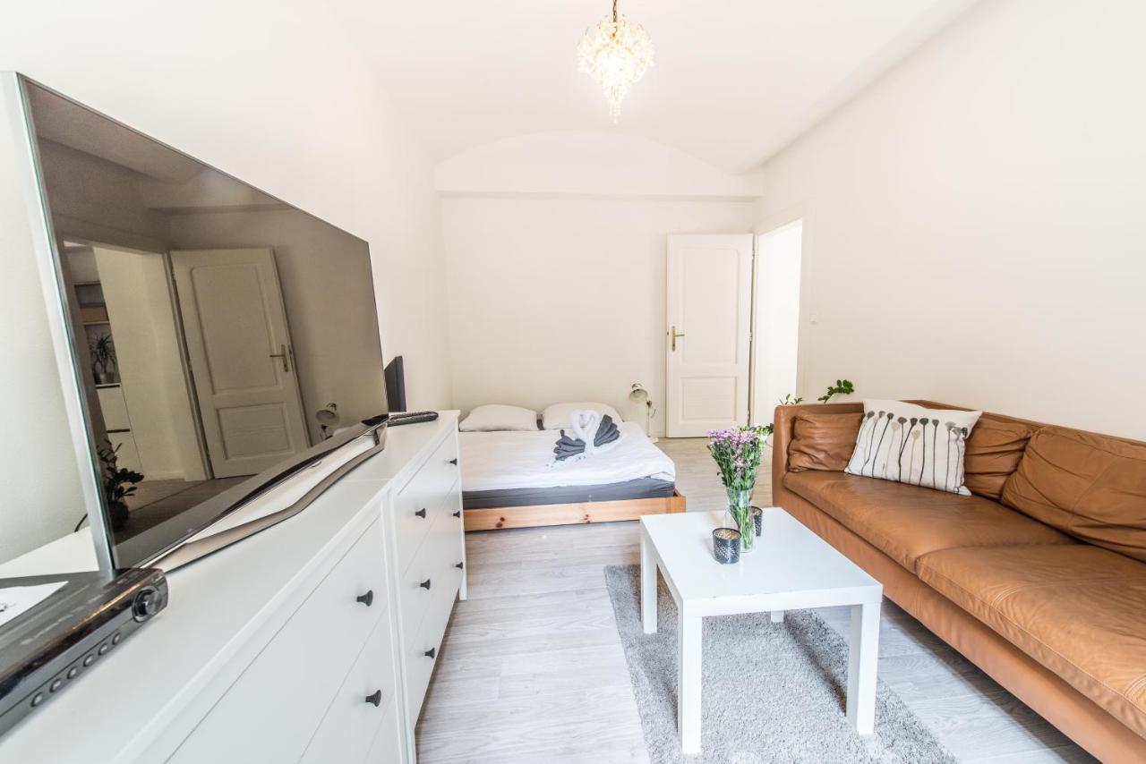 Quiet Apartment In The City Center With Own Terrace Praha Eksteriør bilde